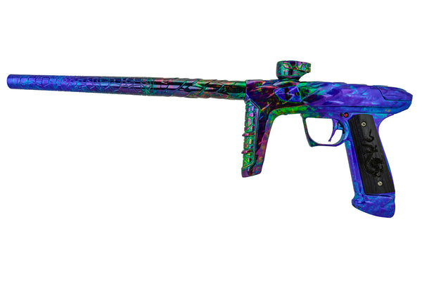 
Adrenaline Luxe IDOL - Infeksjon Drage av Caustic Customs
